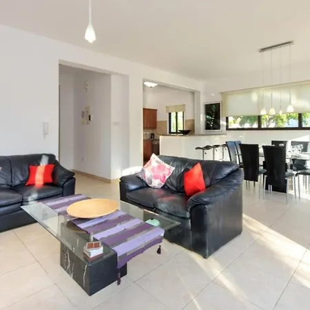 Villa Imagine Your Family Renting A Luxury Holiday Close To Protaras' Main Attractions, 1193
